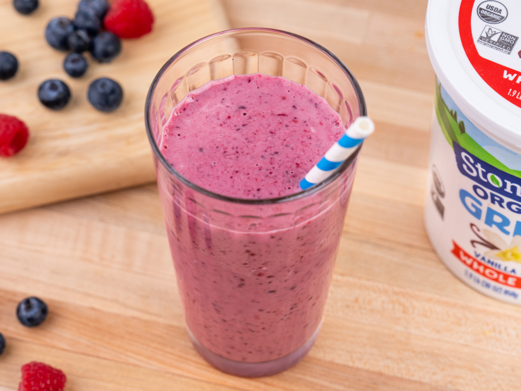 Berry Bonanza Smoothie - Stonyfield
