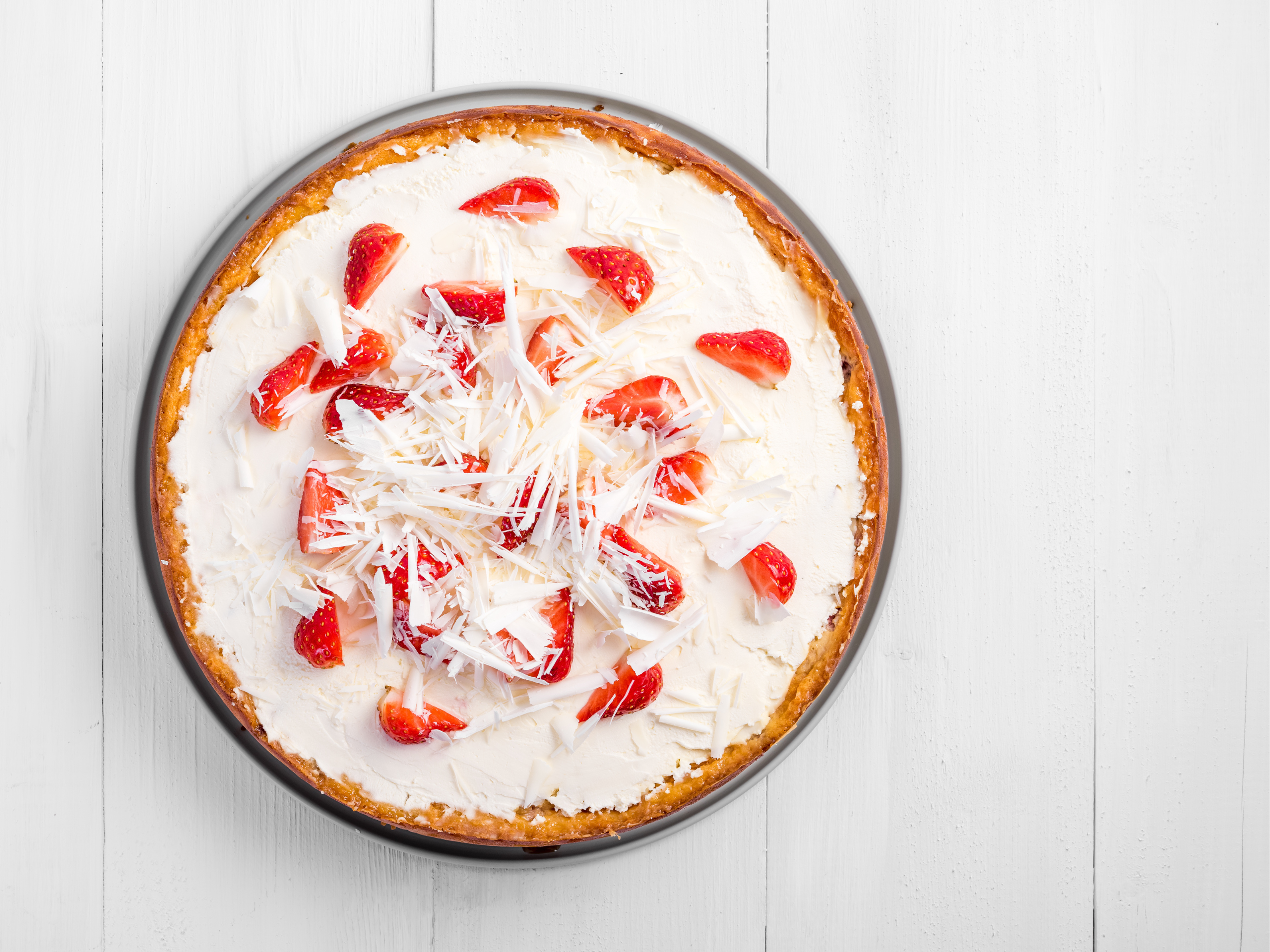 Strawberry Cheesecake Icebox Pie