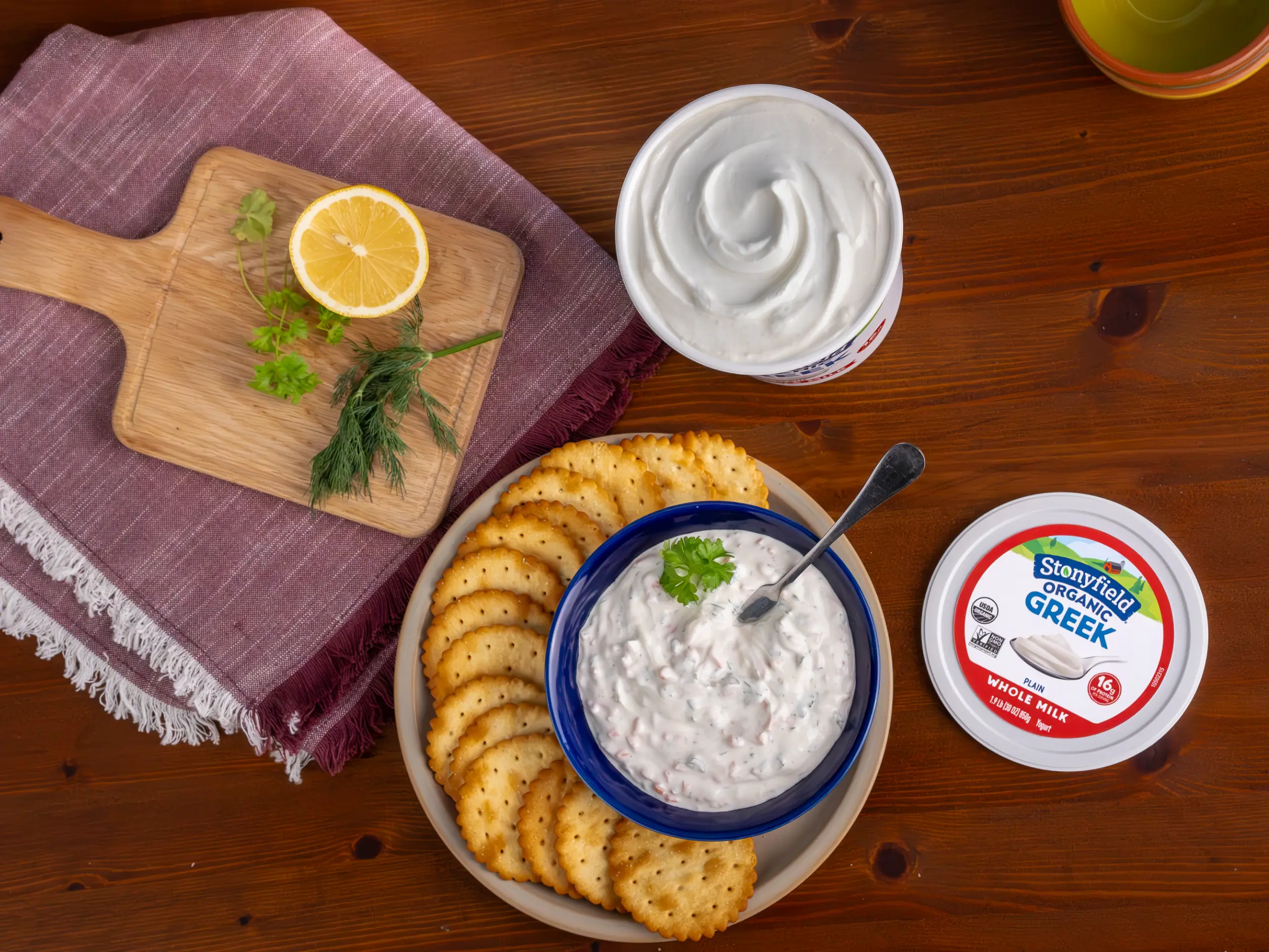 Creamy Dill Greek Yogurt Dip
